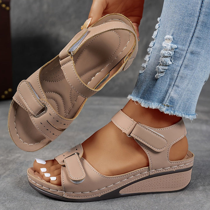 Célima | Elegantes Sandalias Ergonómicas Chaussure - Navarro Granada