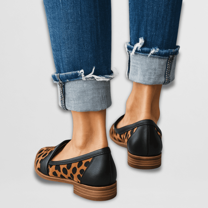 Helen | Zapatillas ortopédicas de ante suave - Navarro Granada