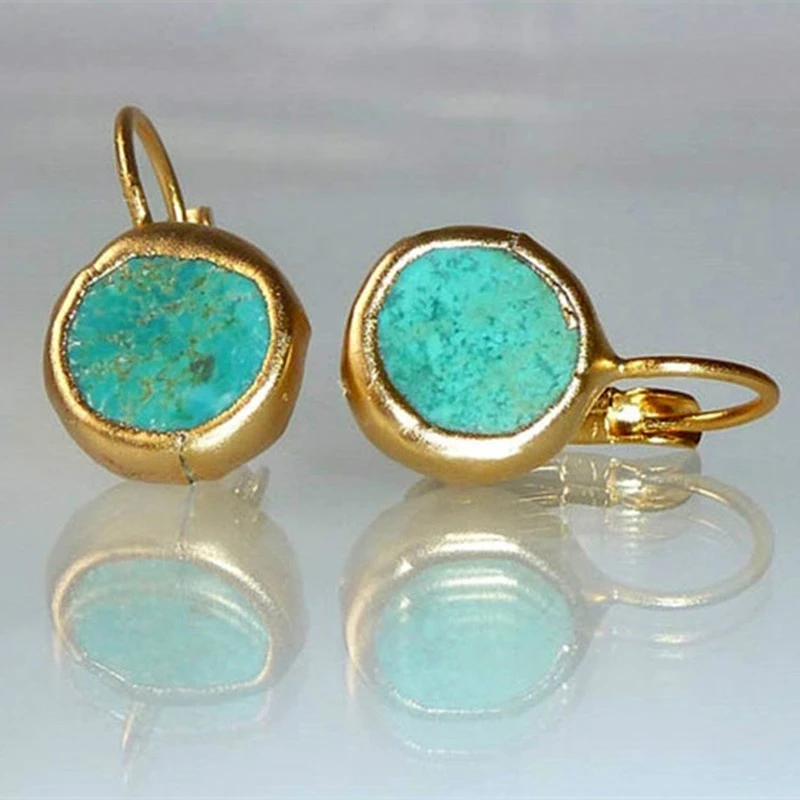 Pendientes color oro con Turquesa