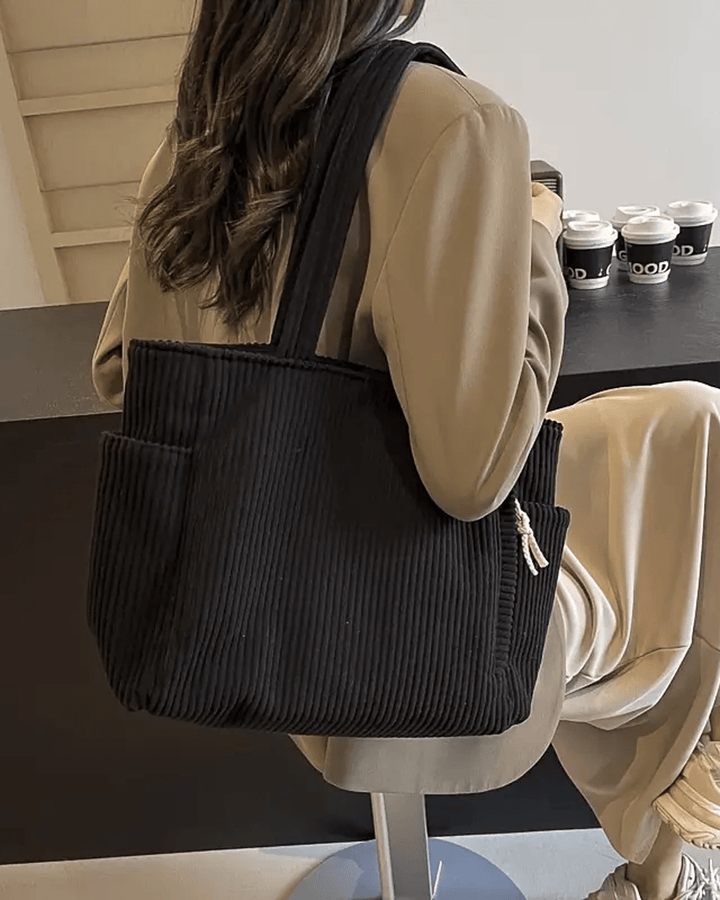 Tilda – Bolsa de Mano Acanalada con Detalle de Cuerda - Navarro Granada